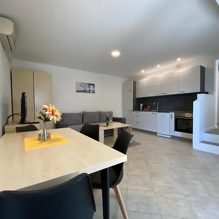 Apartment Bianca Istrien Premantura